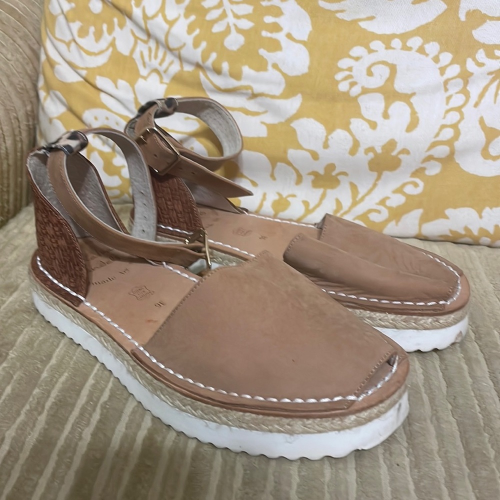 Palmaira Sandals size 6